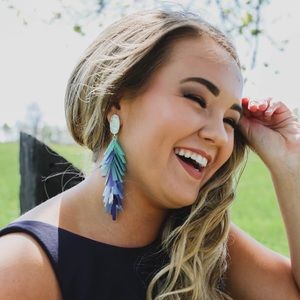 Meet your Posher, Olivia